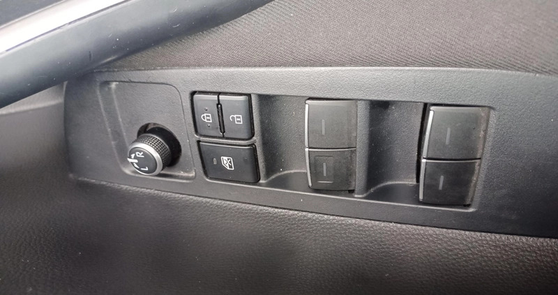 Toyota Corolla cena 87900 przebieg: 87221, rok produkcji 2019 z Sępólno Krajeńskie małe 326
